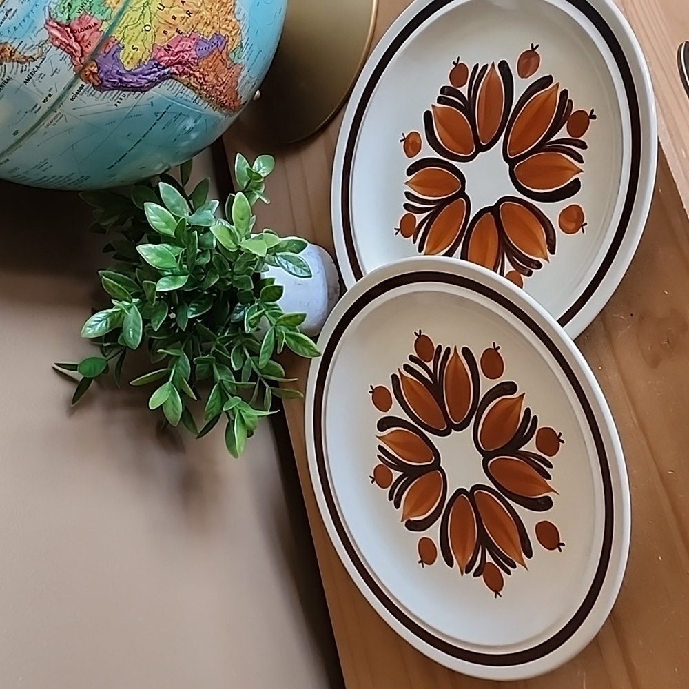 Stonecrest Andre Ponche Dinner Plates
